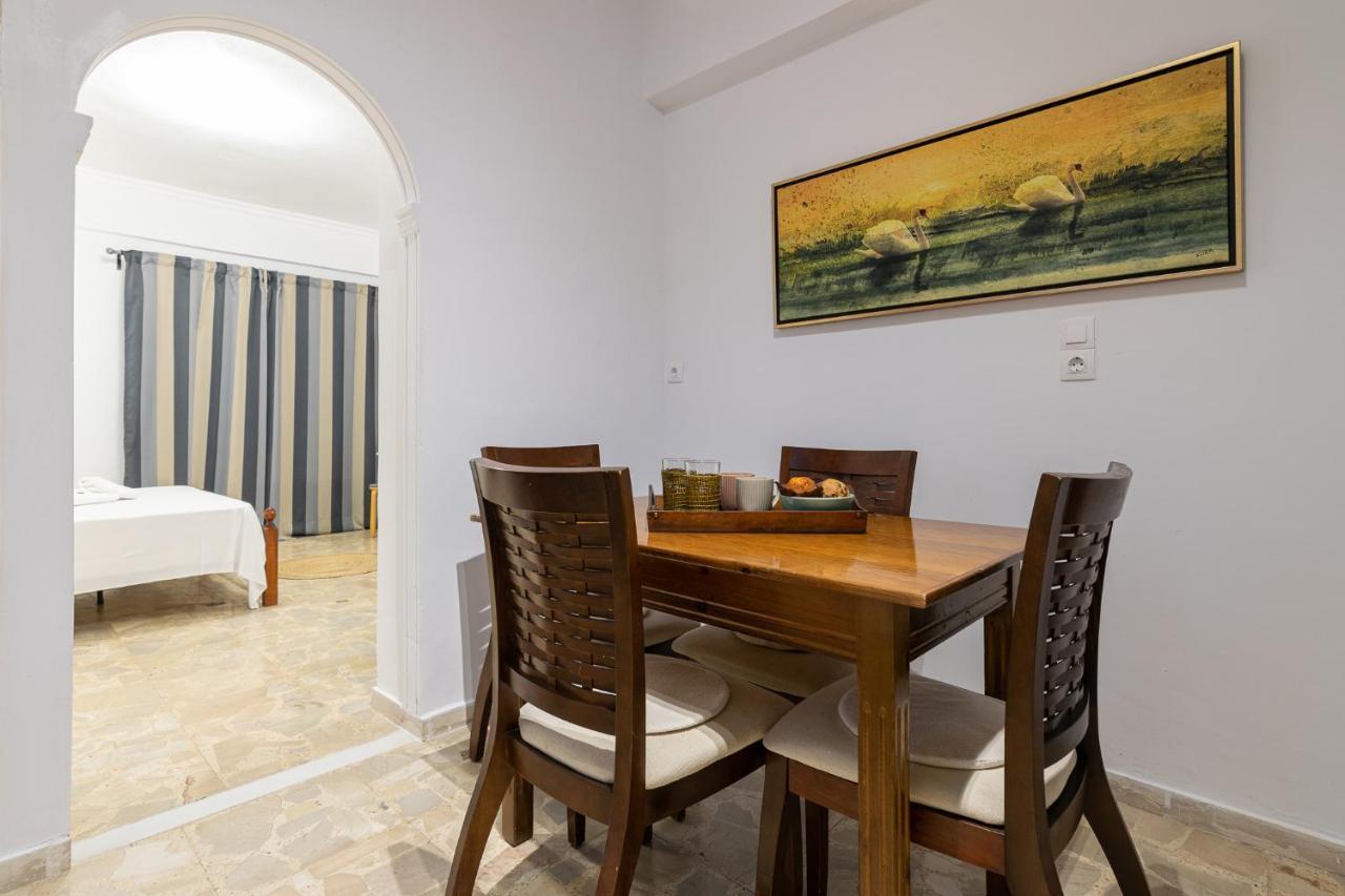 Denise Studios And Apartments