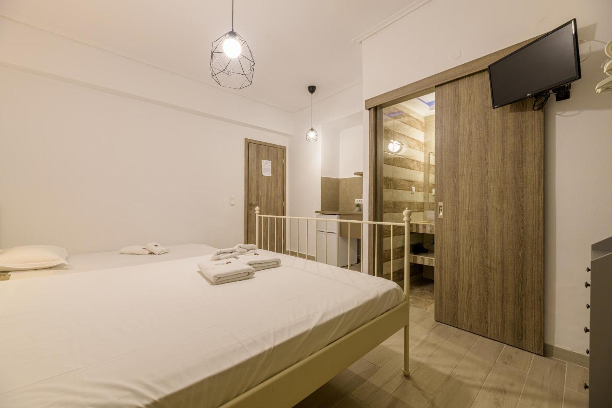 Denise Studios And Apartments Aparthotel