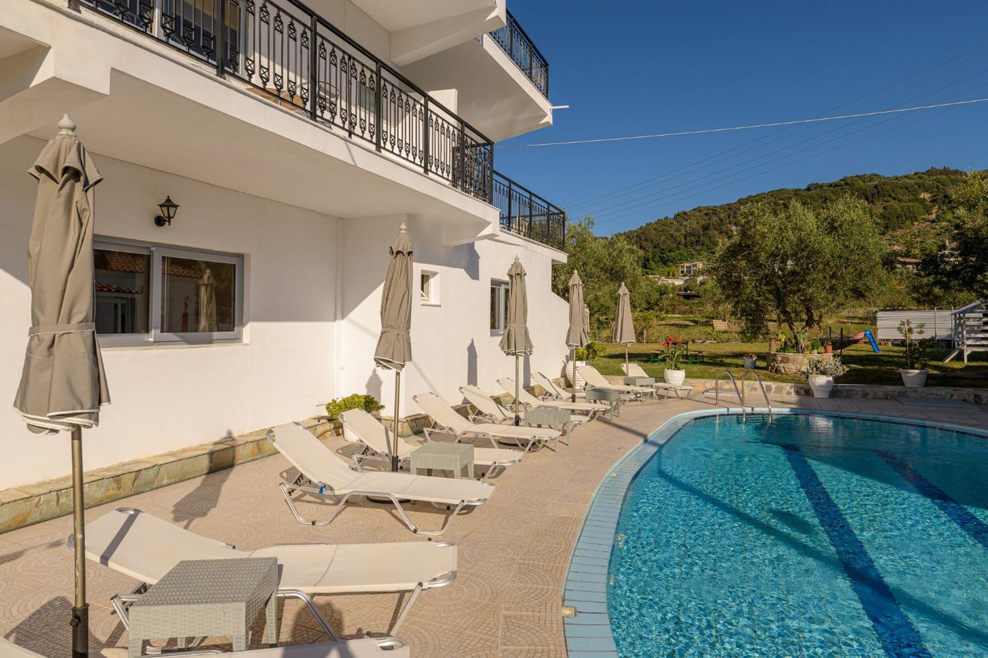 Апарт-отель Denise Studios And Apartments 2*